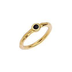 Bague fermée couleur or de 15mm avec rond en émail noir