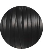 Cordon de cuir plat lisse de 7mm de couleur noire en vente au cm