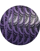 Cuir plat 5mm imprimé dentelle noire sur fond violet en vente au cm