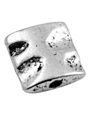 Perle presque carree avec crateres en metal couleur argent tibetain-9.5mm