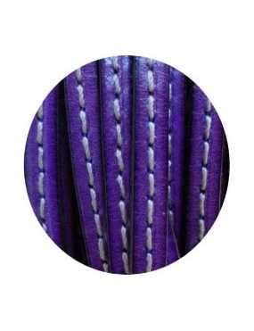 Cordon de cuir plat 5x2mm violet soutenu couture blanche-vente au cm