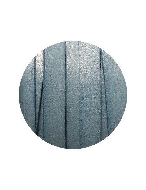 Cordon de cuir plat 10mm de couleur bleu ciel-vente au cm