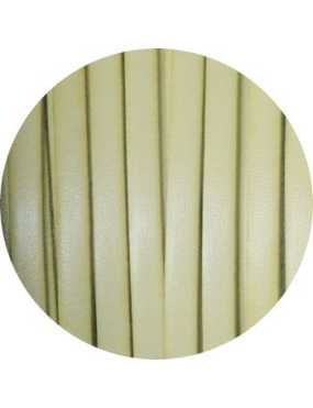 Cordon de cuir plat 5mm jaune pastel vendu au metre