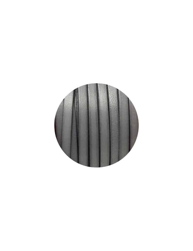 Cuir plat de 6mm de couleur gris clair vendu au metre