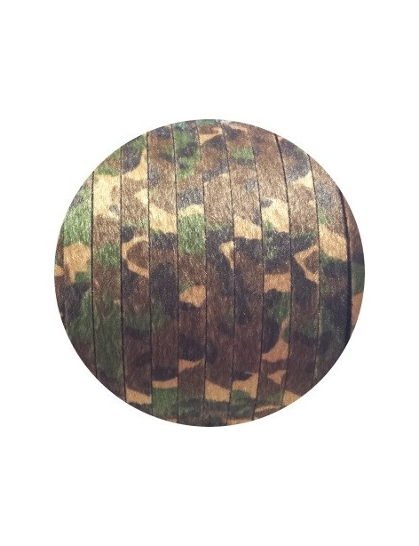 Laniere de cuir plat camouflage vert avec poils synthétiques 10mm-vente au cm
