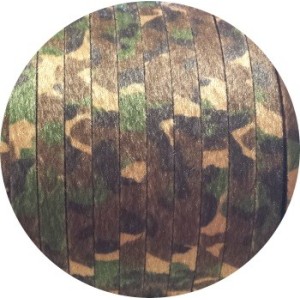 Cuir plat 10mm camouflage vert avec poils synthétiques vendu au metre