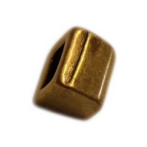 Pièce a coller bronze pour faire une boucle avec du cuir plat de 5mm