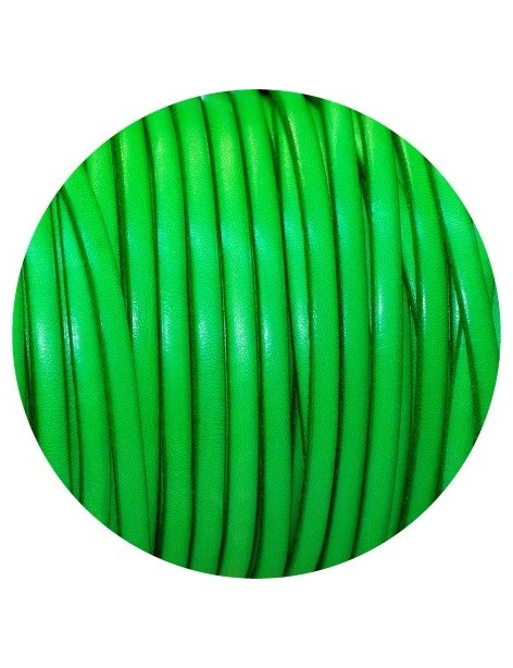 Cuir plat de 5mm lisse  vert herbe vendu à la coupe au mètre-Premium