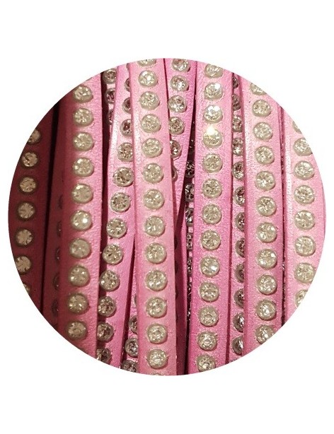 Cordon de cuir plat 6mm rose bebe avec strass-vente au cm
