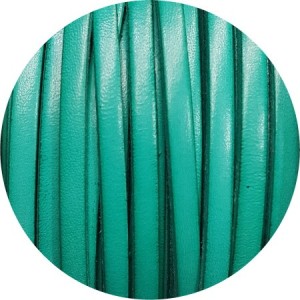 Cuir plat de 5mm de couleur vert jade vendu au cm