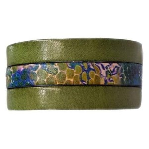 Kit bracelet de 30mm avec des cuirs plats de 10mm tons verts bleus violet