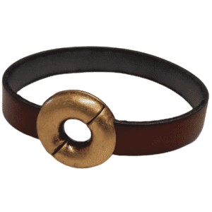 Exemple de montage avec ce Fermoir magnétique donut lisse bronze pour cuir plat 10mm