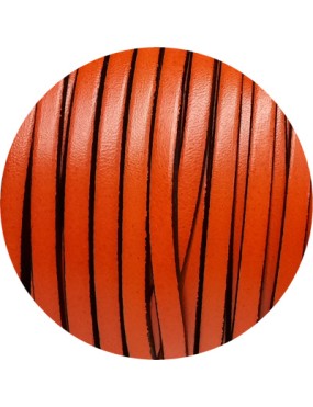 Cuir plat lisse de 5mm orange satiné en vente au cm Cuir plat lisse de 5mm orange satiné en vente au cm