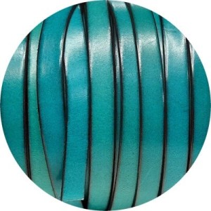 Cordon de cuir plat de 10mm turquoise vendu au mètre
