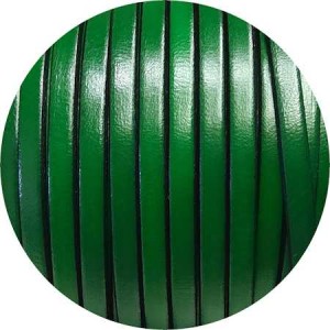 Cordon de cuir plat 5mm vert vendu à la coupe au cm