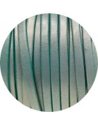 Cuir plat de 5mm vert pastel nacré en vente au cm